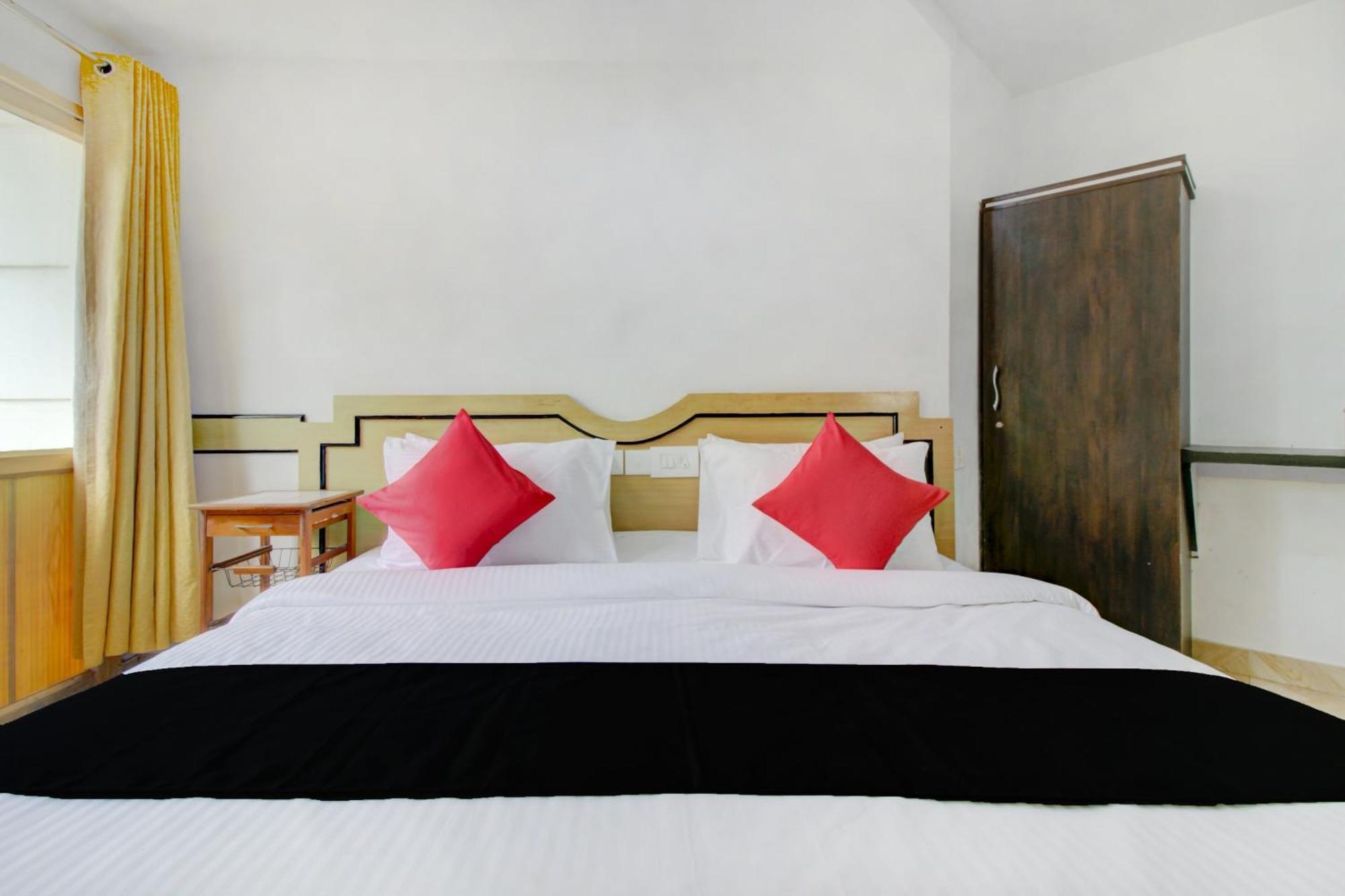 Collection O 75308 Floatel International Beach Resort Каннур Экстерьер фото