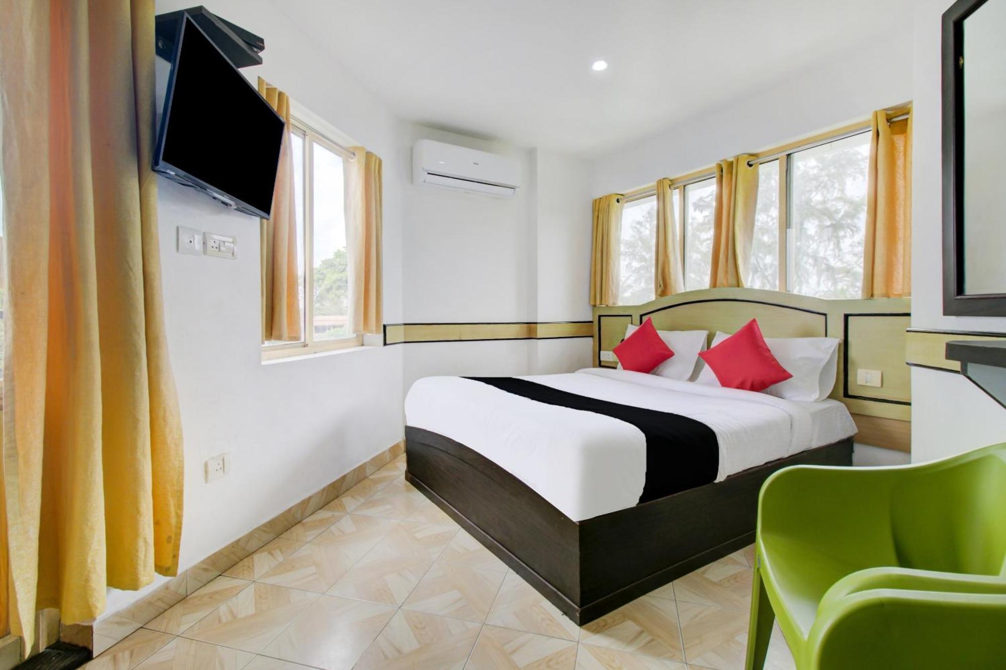 Collection O 75308 Floatel International Beach Resort Каннур Экстерьер фото